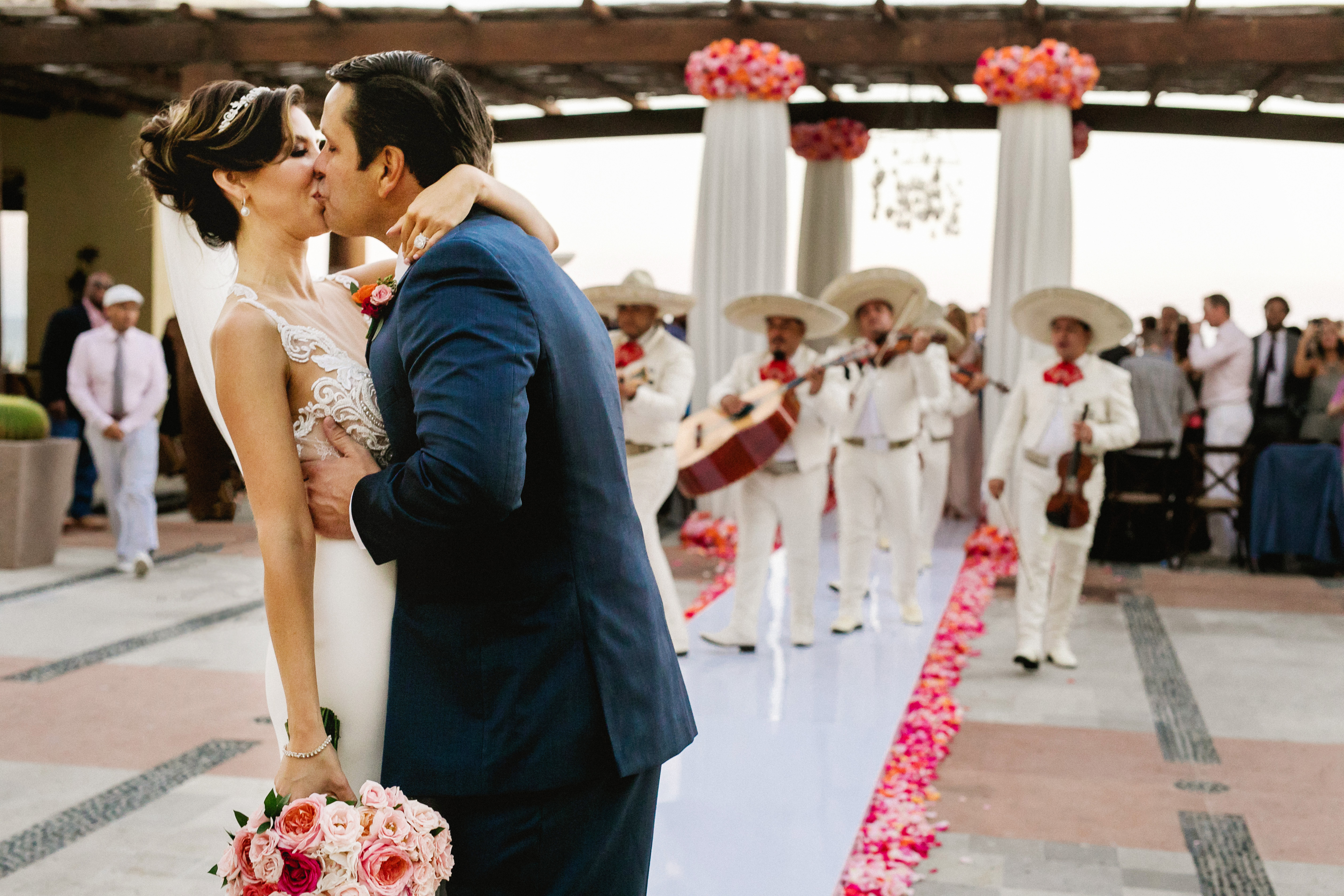 Destination wedding in Pedregal Mexico